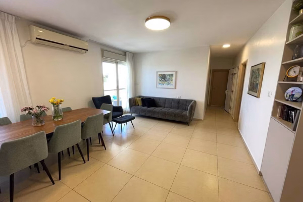 רמה ג 1 בית שמש, יואל הנביא