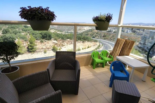 רמה ג 1 בית שמש, יואל הנביא