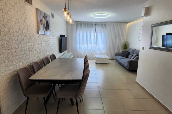 דירת 4 חדרים בחבקוק הנביא 3 רמת בית שמש ג